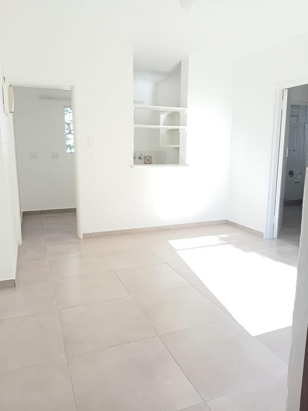 To Let 1 Bedroom Property for Rent in Bergvliet Western Cape